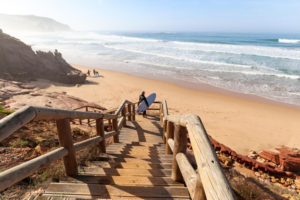 Surfer au Portugal : les spots incontournables