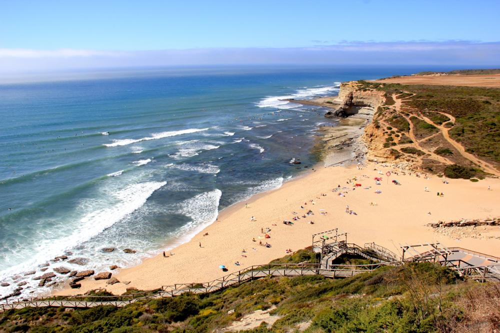 Surfer au Portugal : les spots incontournables